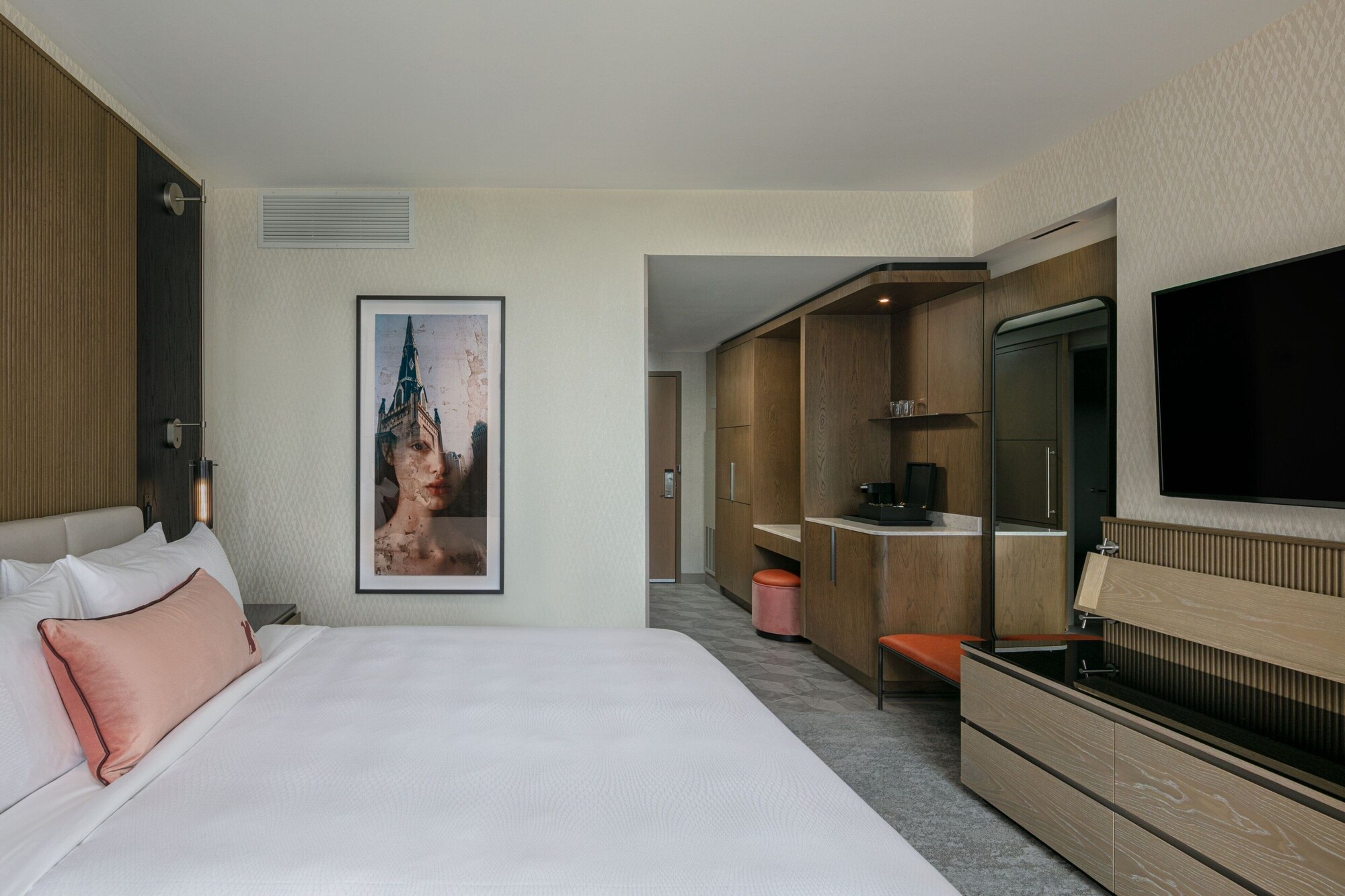 Room, 2 Queen Beds, Concierge Level