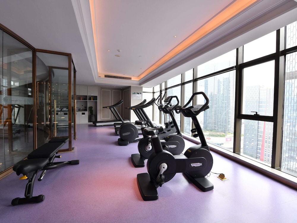 Mercure Chengdu Chunxi 36/65