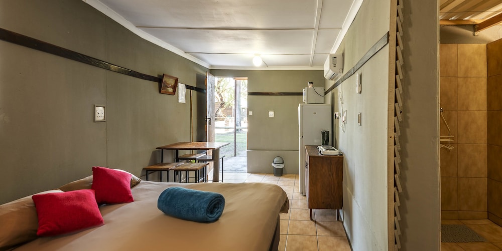 Orange River Rafting Lodge by Country Hotels 8/33