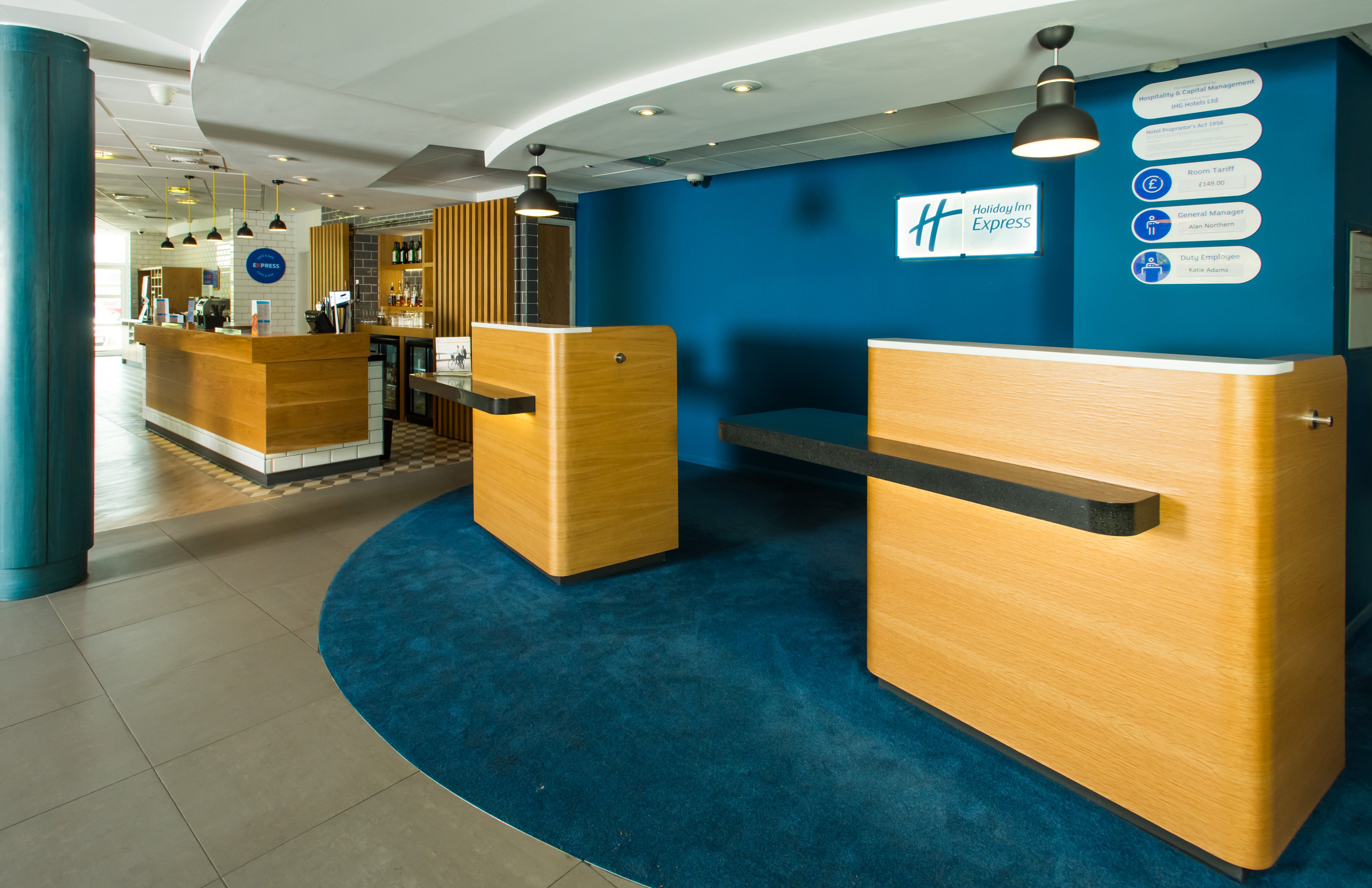 Holiday Inn Express Burton Upon Trent 6/32