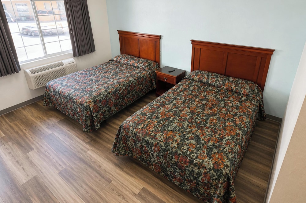 Del Playa Inn Oxnard Near Camarillo 22/45