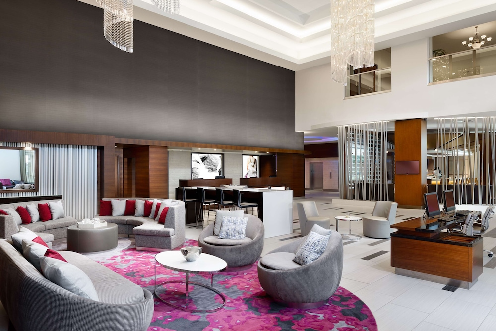 Hilton Woodland Hills Los Angeles 43/67
