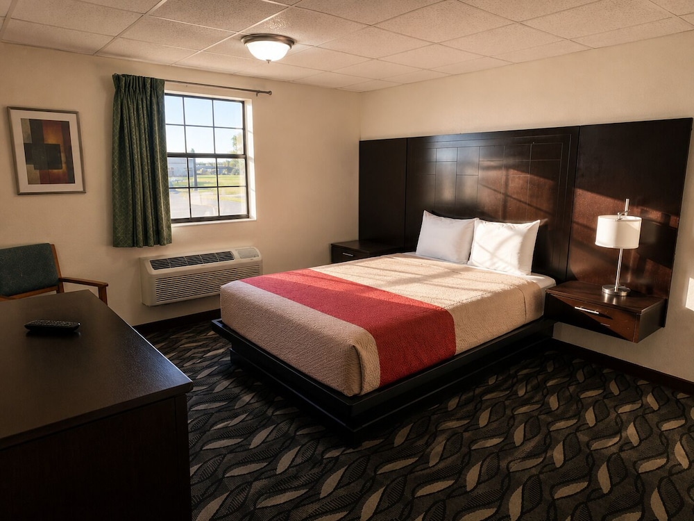 Extended Stay Snyder 16/51