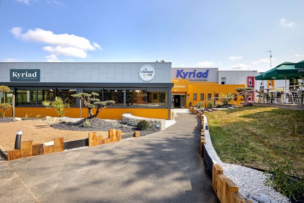 KYRIAD LA ROCHE SUR YON 1/71