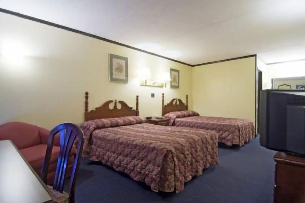 Rodeway Inn Charlotte South 16/52