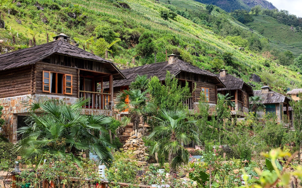 Laxsik Ecolodge 53/59