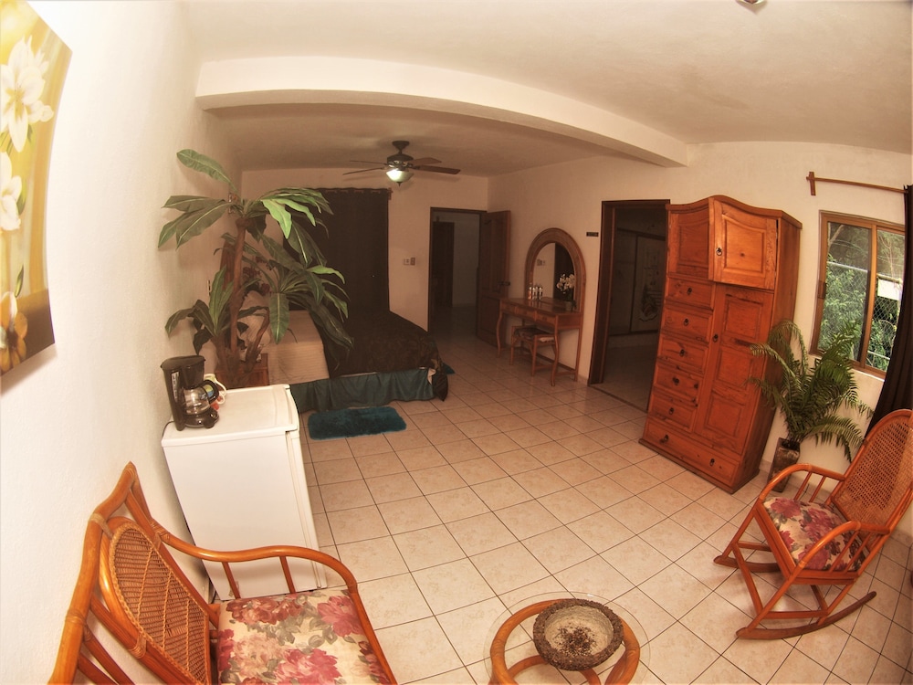 Hostal Casa Blanca 3/50