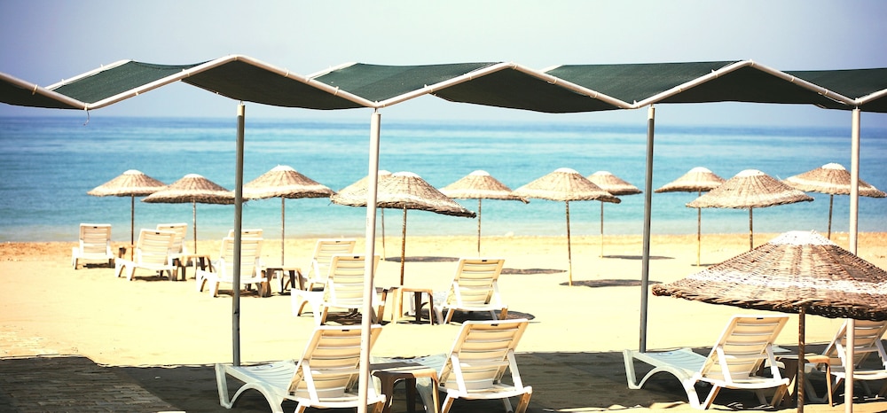 GUMULDUR MAVI DENIZ HOTEL 45/50