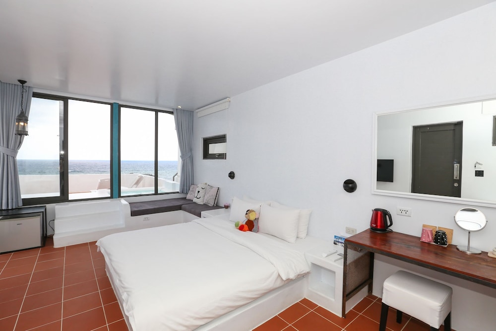 Whilom SeaShoreHotel 5/50