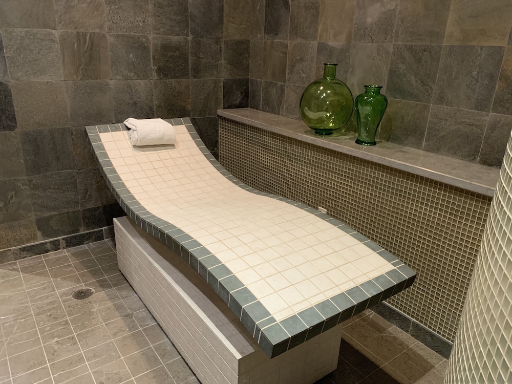 Palm Beach Singer Island Resort and Spa Luxury Suites 50/50