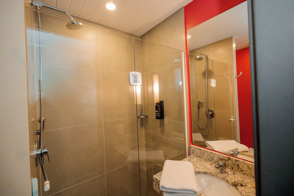 غرفة قياسية بسرير مزدوج، ibis budget Capao Bonito 5/7