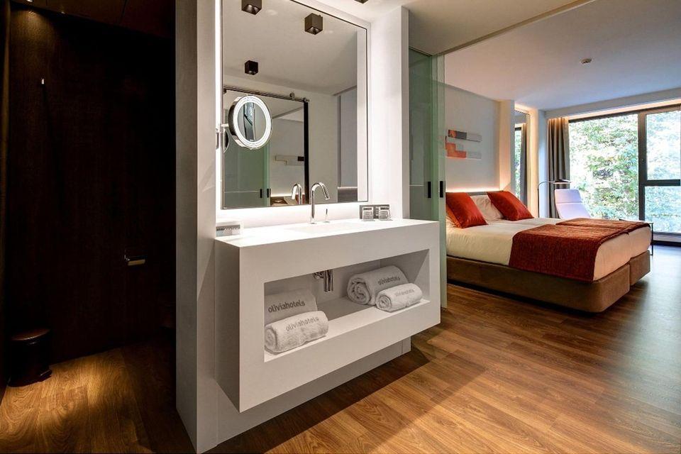 Design, Double Bed, Balcony