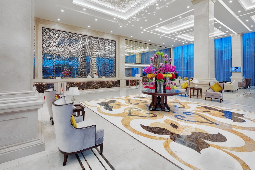Melia Vinpearl Da Nang Riverfront 70/81