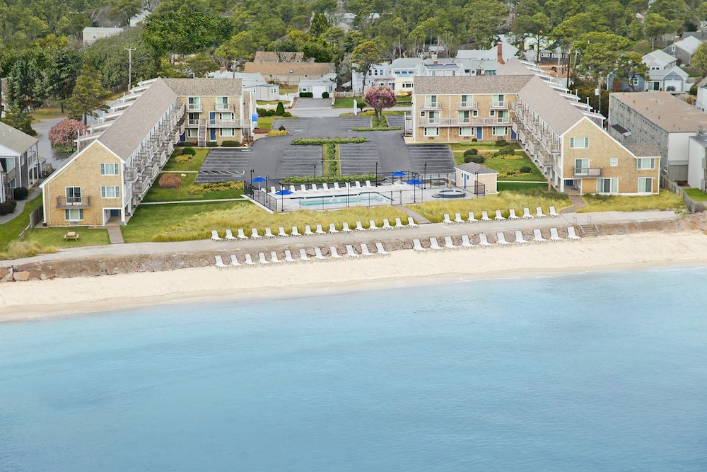 Ocean Mist Beach Hotel Suites 28/32
