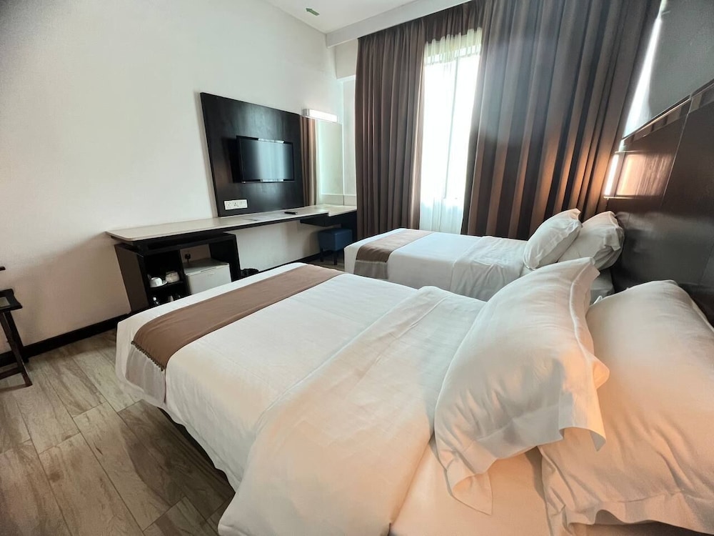 Dreamtel Kota Kinabalu 21/39