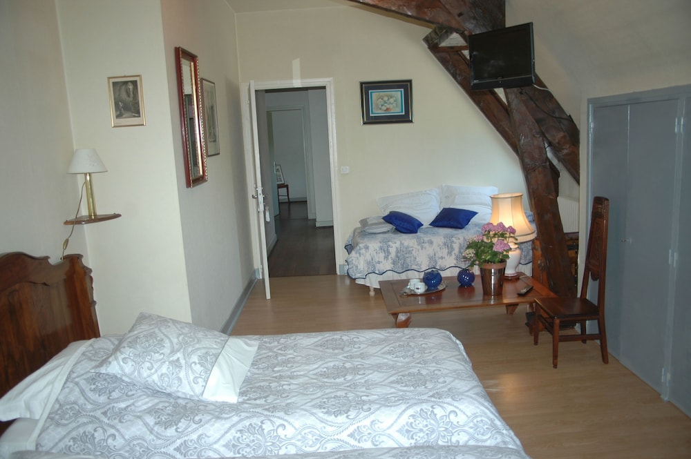 Chambres D'hôtes La Demeure Aux Pins 15/42