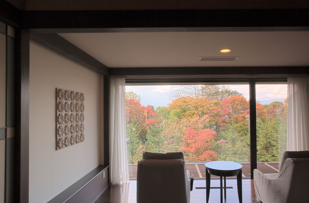 Lake Shikotsu Tsuruga Resort Spa Mizu No Uta 10/78