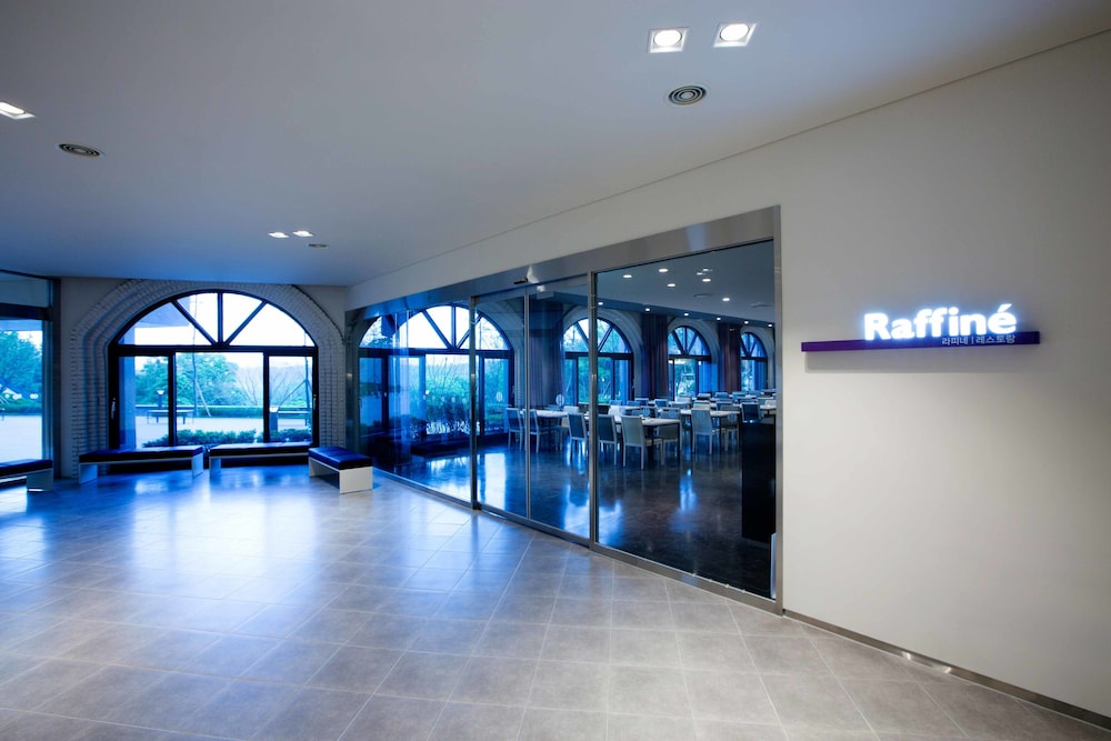 Hanwha Resorts Yongin Besancon 26/44