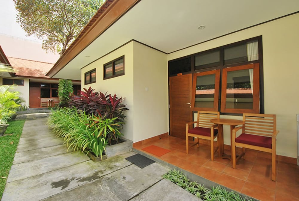 YULIA BEACH INN in BALI