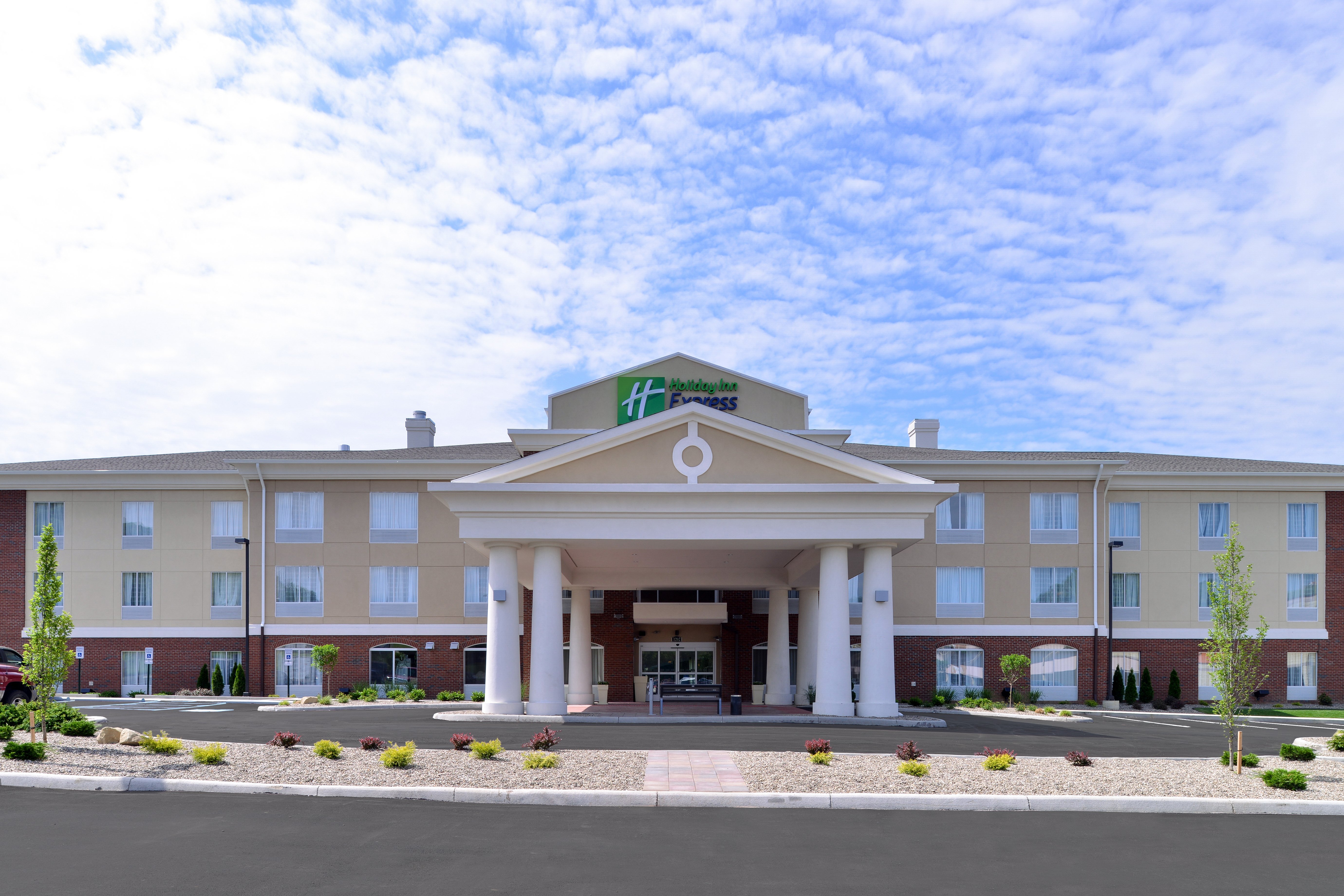 Holiday Inn Express And Suites Ironton 2/76
