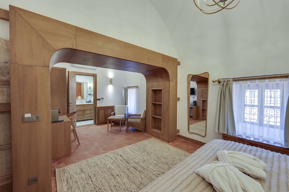 Silk Road Museum Hotel 23/50