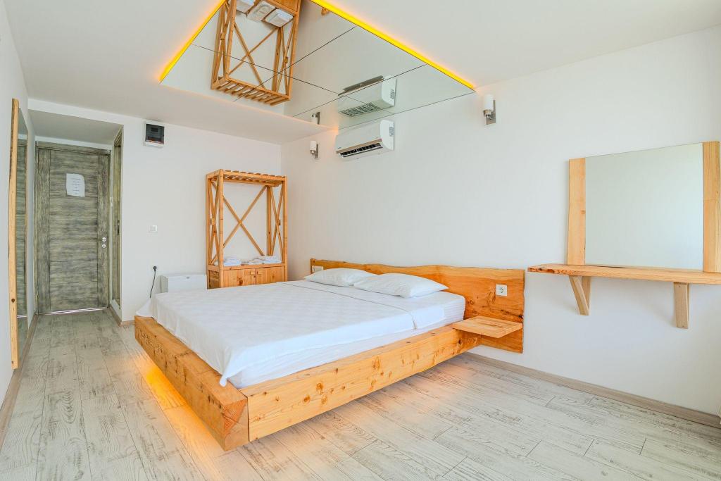 Giritli Rum Meyhanesi Butik Otel 11/48