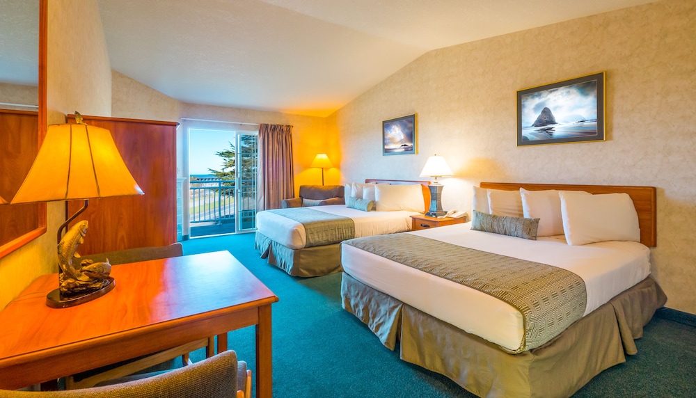The Beach House Inn 10/28