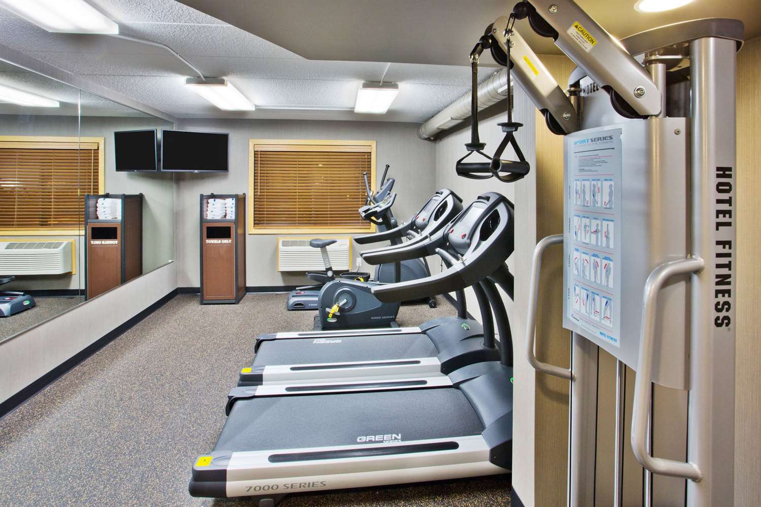 AmericInn by Wyndham Grand Forks 26/46