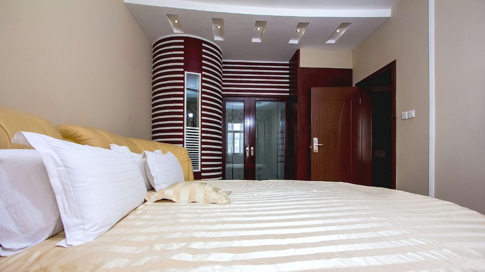 Best Western Plus Paramount Hotel 15/44