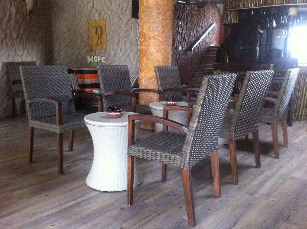 African Home 37/50