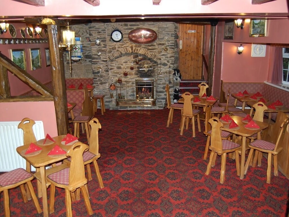 Britannia Inn 33/52