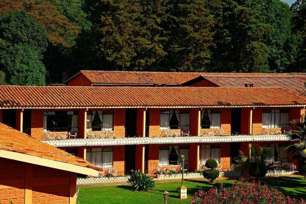 Hotel Pie de la Sierra 39/50