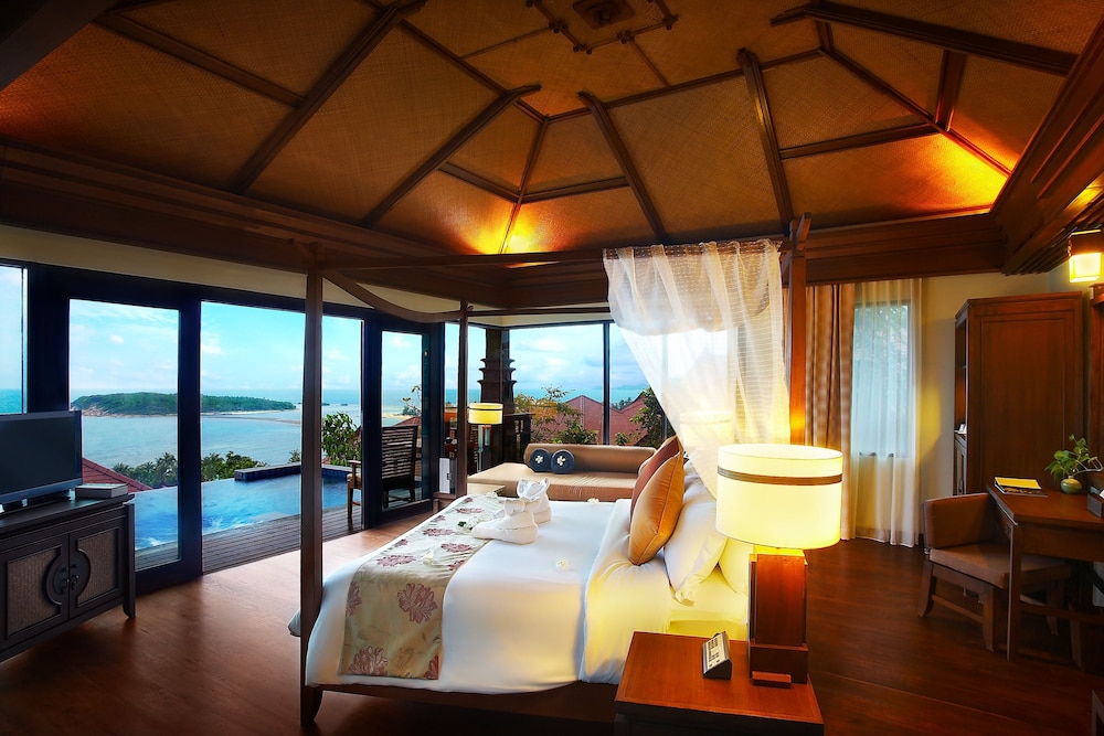 Nora Buri Resort and Spa 32/68