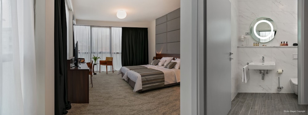 Priska Med Luxury Rooms 76/77