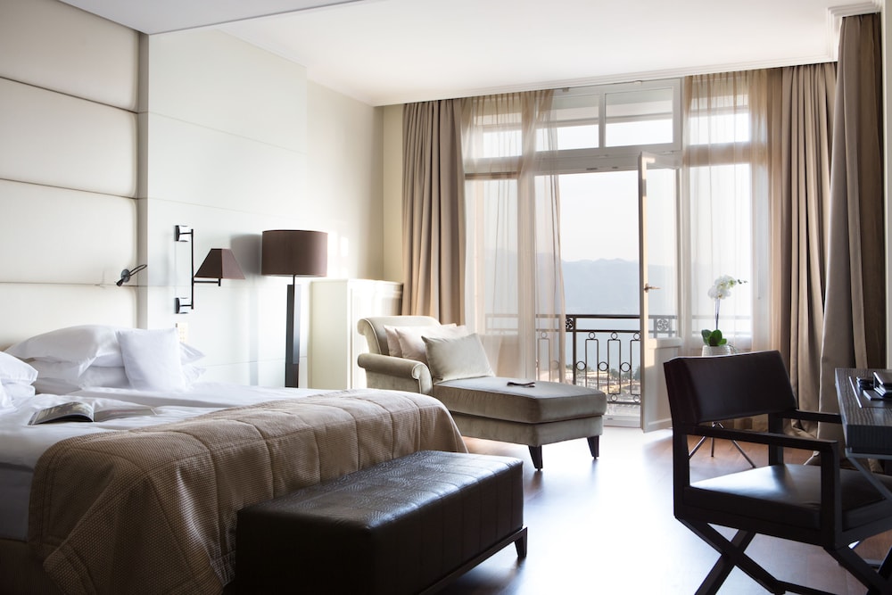 Lake, Suite, Single Bed