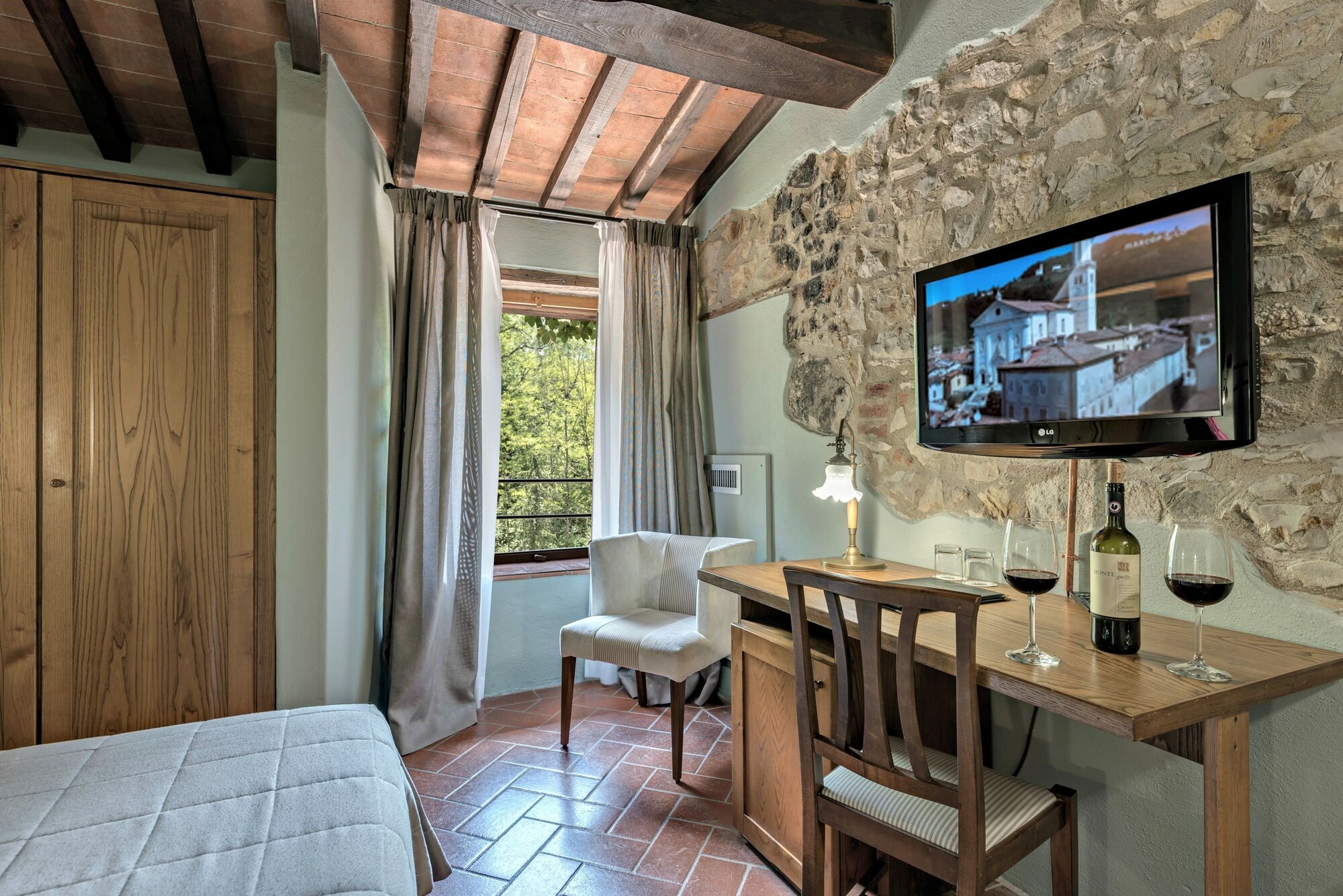 rooms