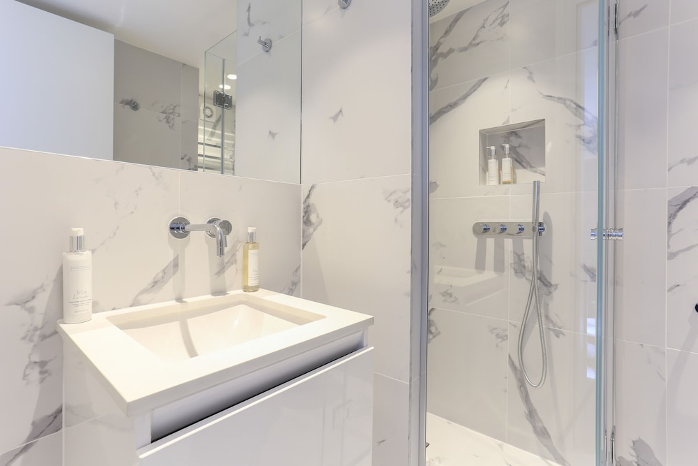 Inverness Terrace - Concept Serviced Apartments 50/50
