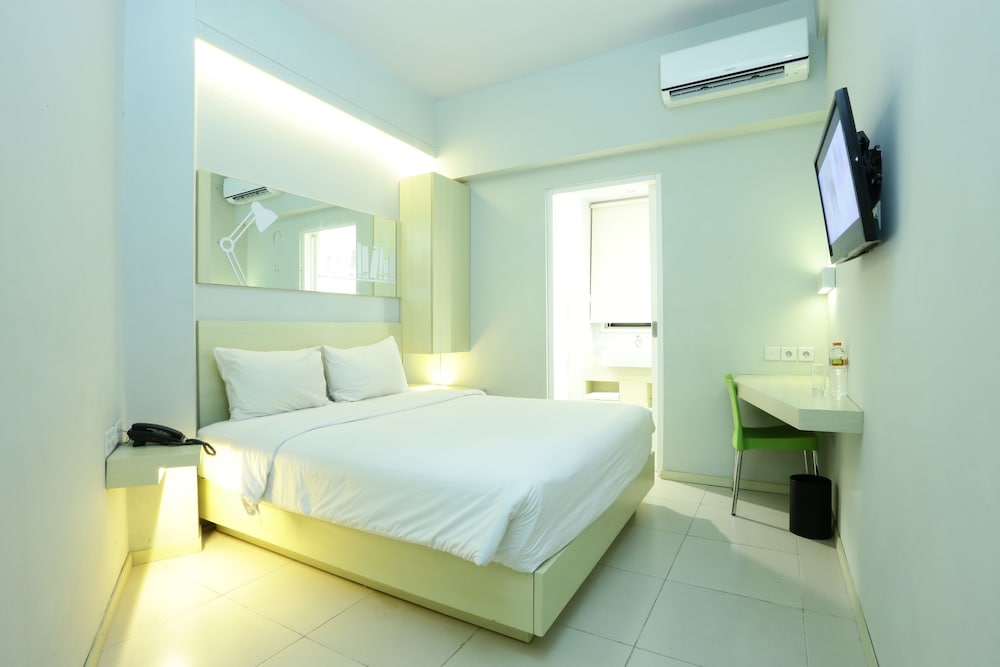 Cleo Hotel Basuki Rahmat 18/46