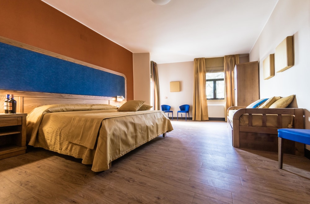 Villa Donna Lisa Wine Hotel 13/78