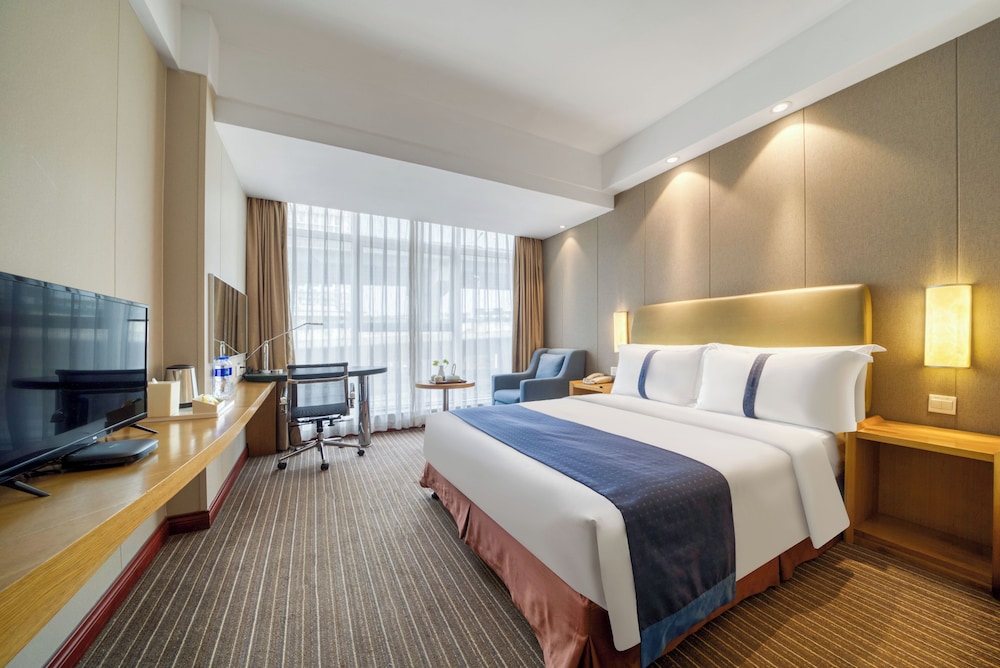 Hangzhou Haiwaihai Holiday Hotel (ex. Holiday Inn Express Grand Canal) 24/50