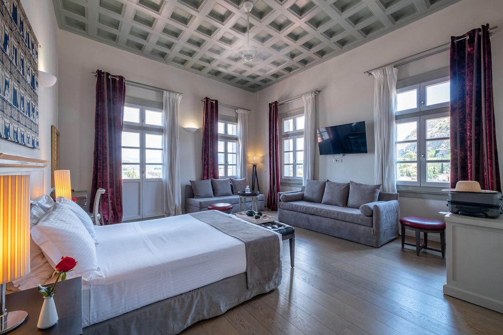 Grand Sarai Nafplio 55/75