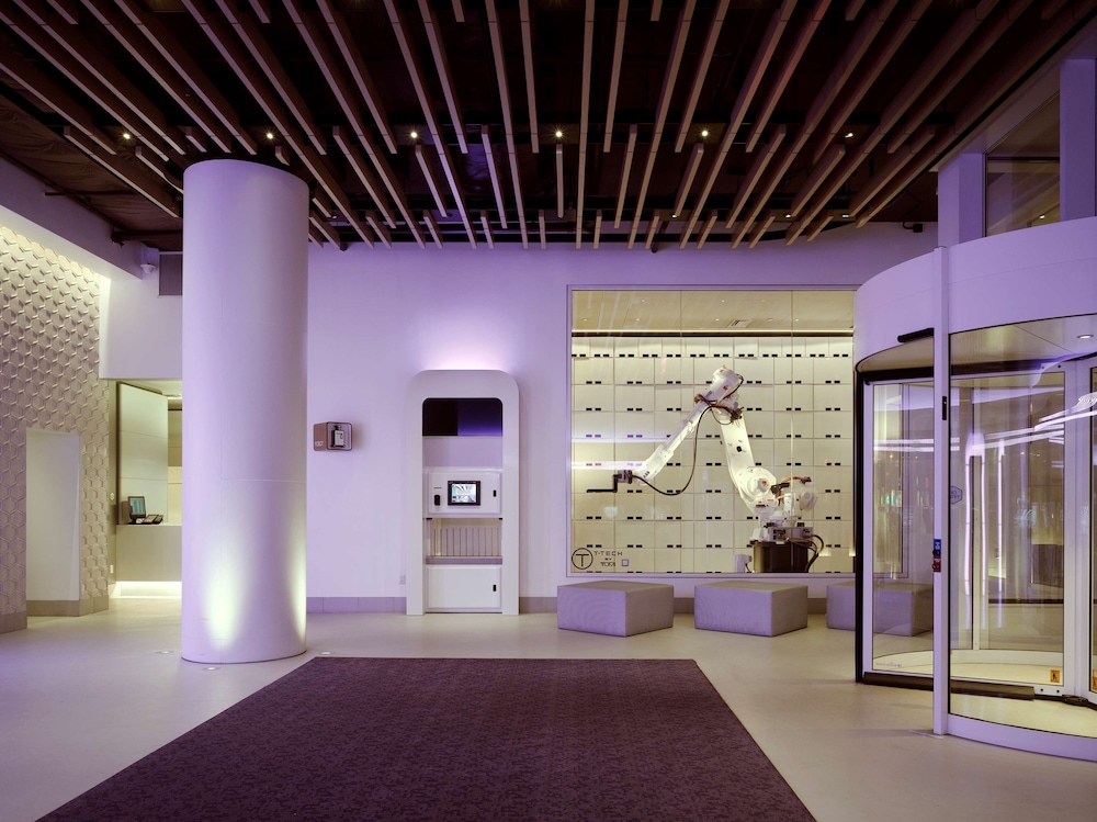 YOTEL New York Times Square, Select by Hilton 19/42