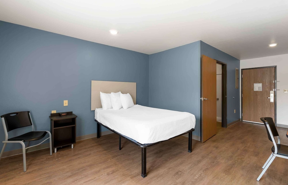 Extended Stay America Select Suites Lakeland 22/42