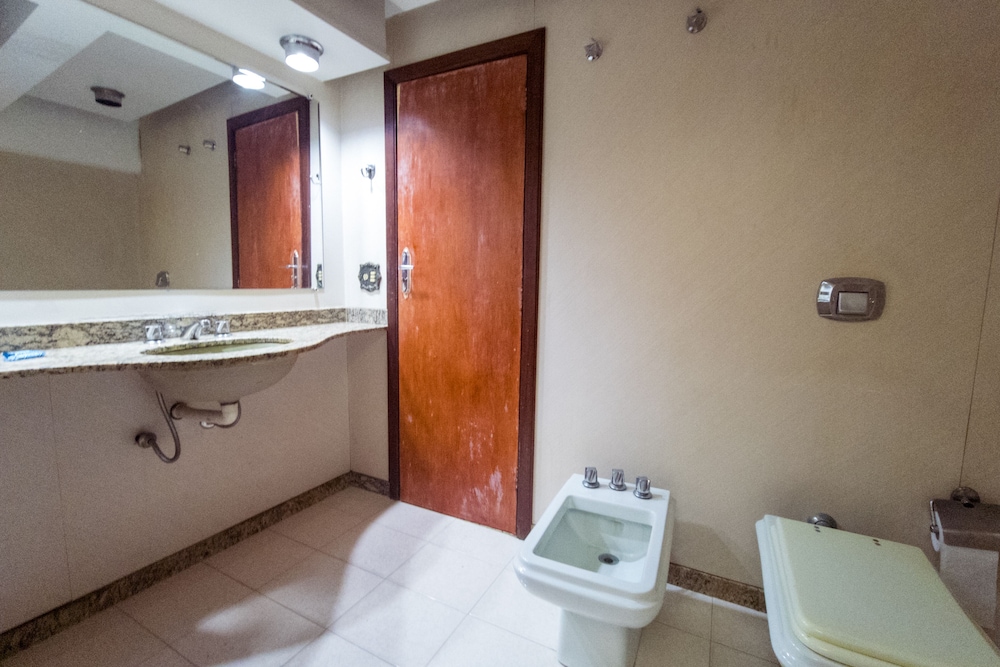Pompeu Rio Hotel 64/65