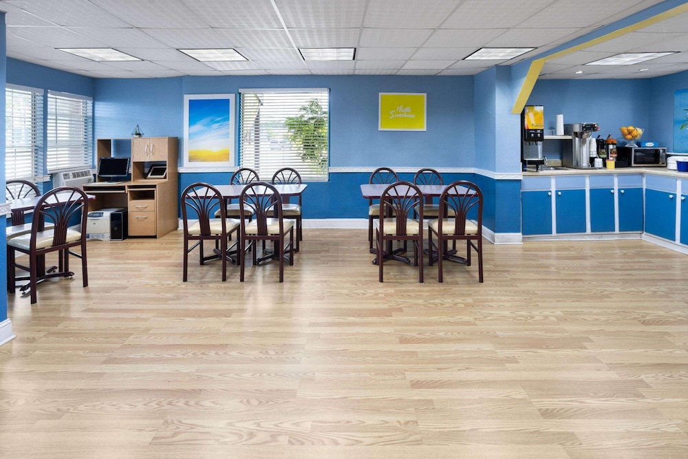 Quality Inn Waycross 43/58
