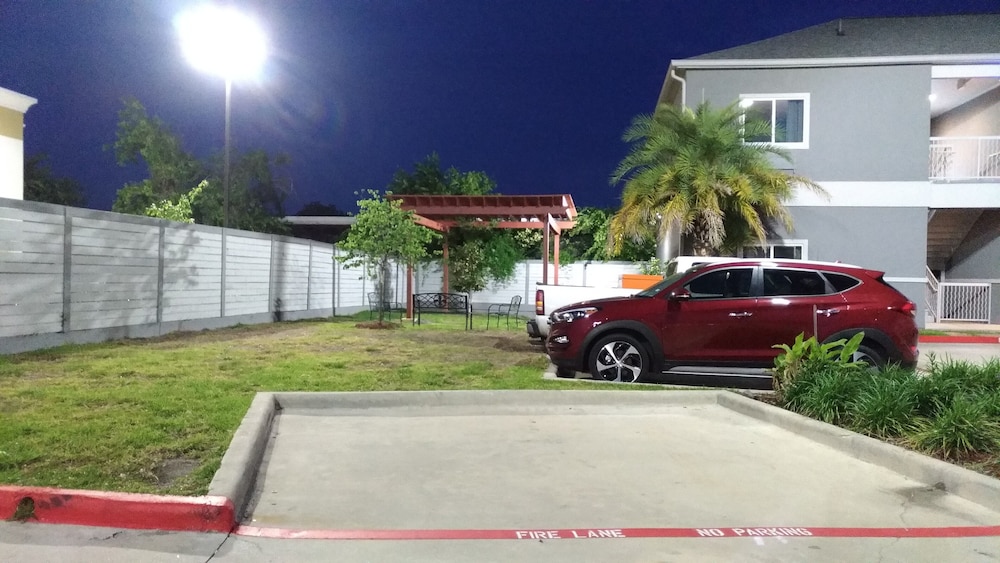 Haven Inn & Suites 46/63