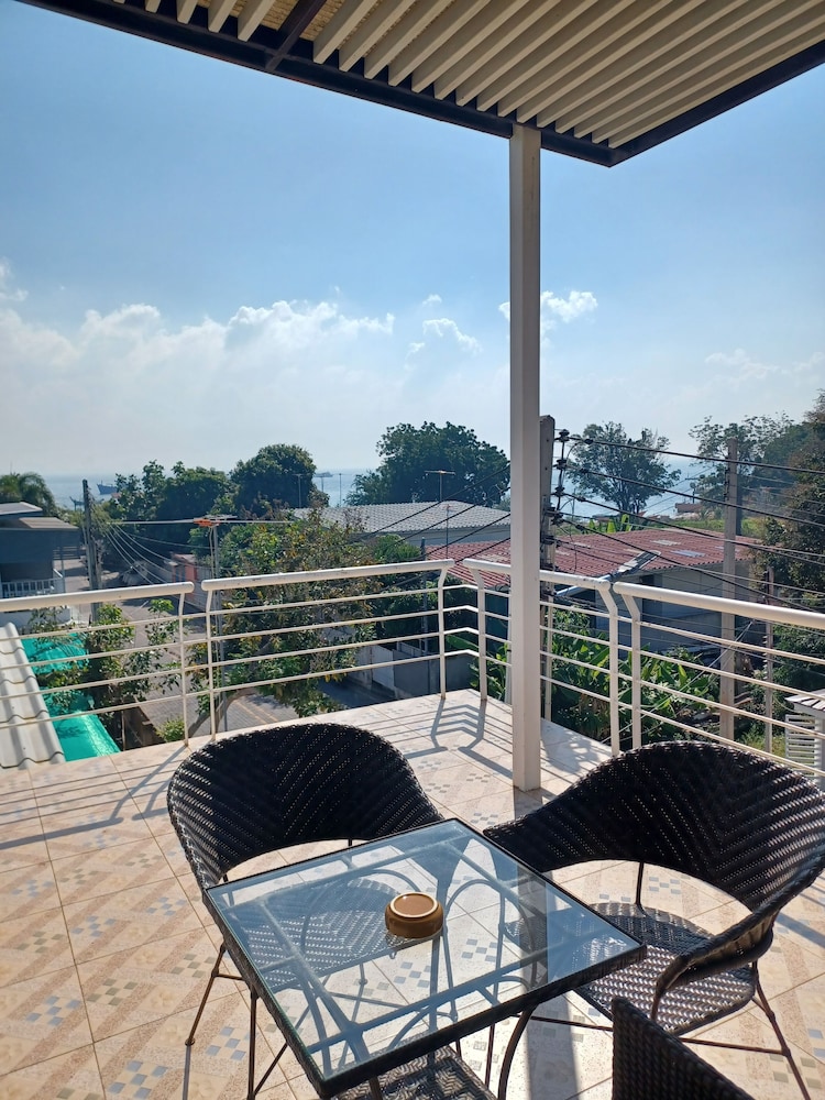 Koh Larn Riviera 42/50