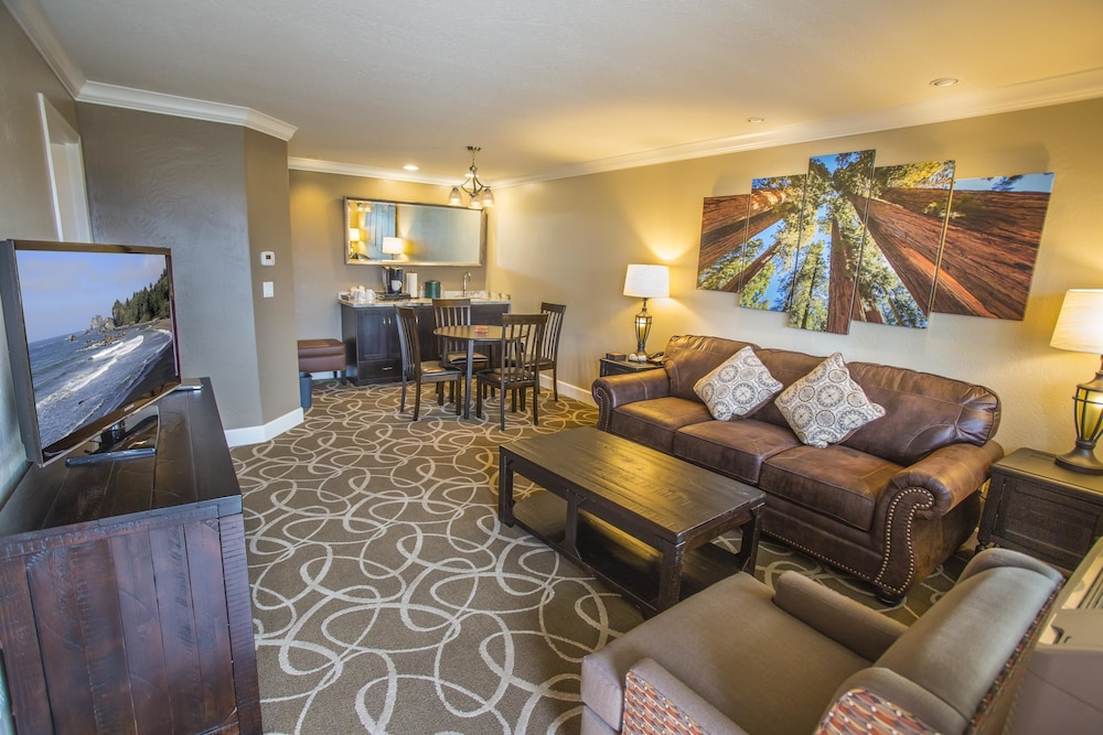 Best Western Plus Humboldt Bay Inn 38/47