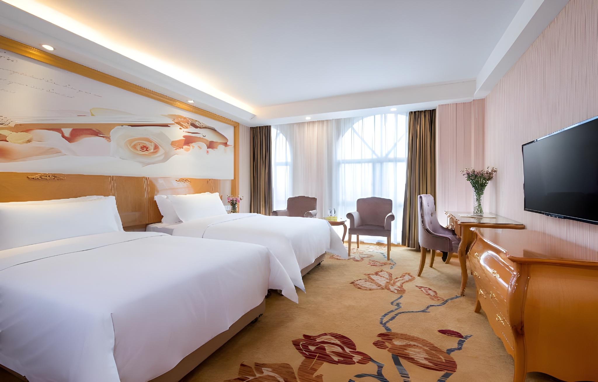 Vienna Hotel Shenzhen Dongmen Old Street 21/50
