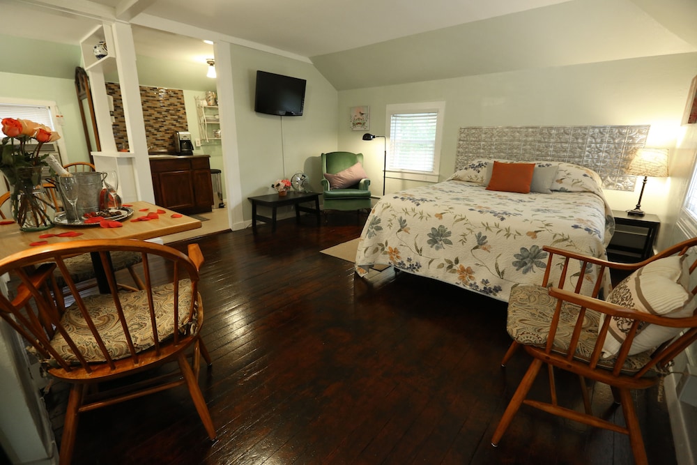O'Casey's Bed &amp; Breakfast 27/40